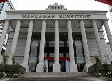 podiumnews.com-MK Tak Wenang Ubah Batas Usia Capres